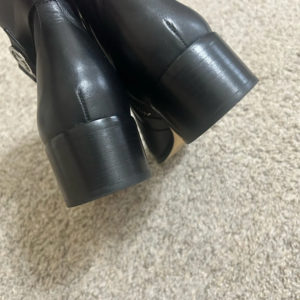 Michael Kors Bryce Black Leather Wrap-Strap Ankle Booties Buckle Women's Size 9